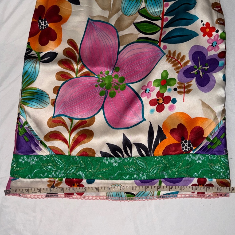 CUSTO BARCELONA Colorful Floral Print Ruffle Lace Trim Silk Skirt, size 2 - Picture 11 of 12